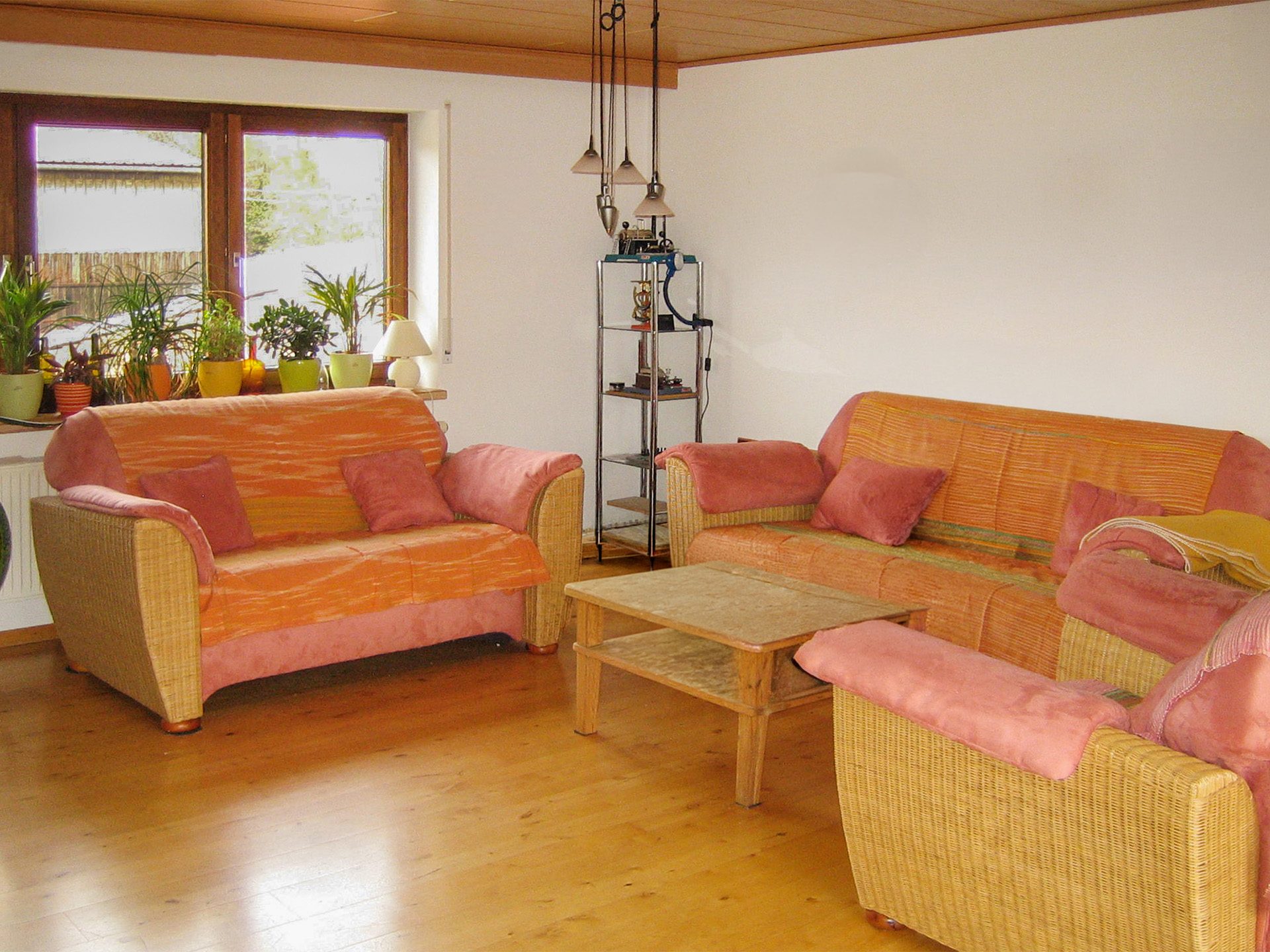 Veltrup Immobilien - Immobilienangebot - Fuchstal / Leeder - Wohnen - ZWEIFAMILIENHAUS MIT VIELSEITIGEN NUTZUNGSMÖGLICHKEITEN - KAPITALANLAGE MIT ZUKUNFTSPERSPEKTIVE