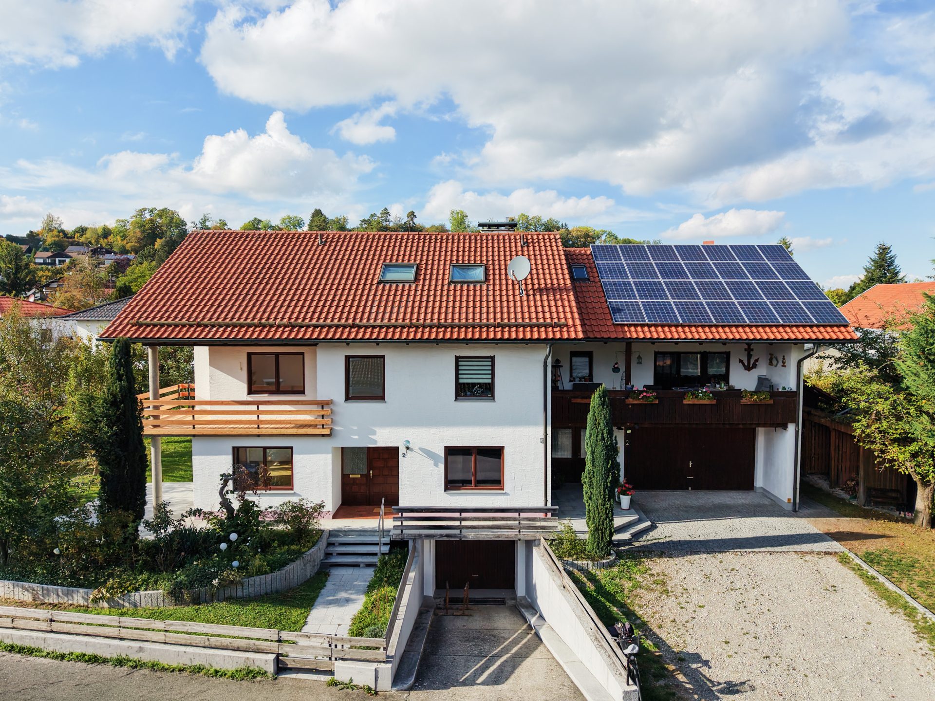 Veltrup Immobilien - Immobilienangebot - Fuchstal / Leeder - Wohnen - ZWEIFAMILIENHAUS MIT VIELSEITIGEN NUTZUNGSMÖGLICHKEITEN - KAPITALANLAGE MIT ZUKUNFTSPERSPEKTIVE