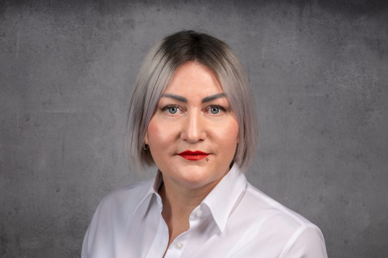 Unser Team - Nicole - Ardelean Immobilien