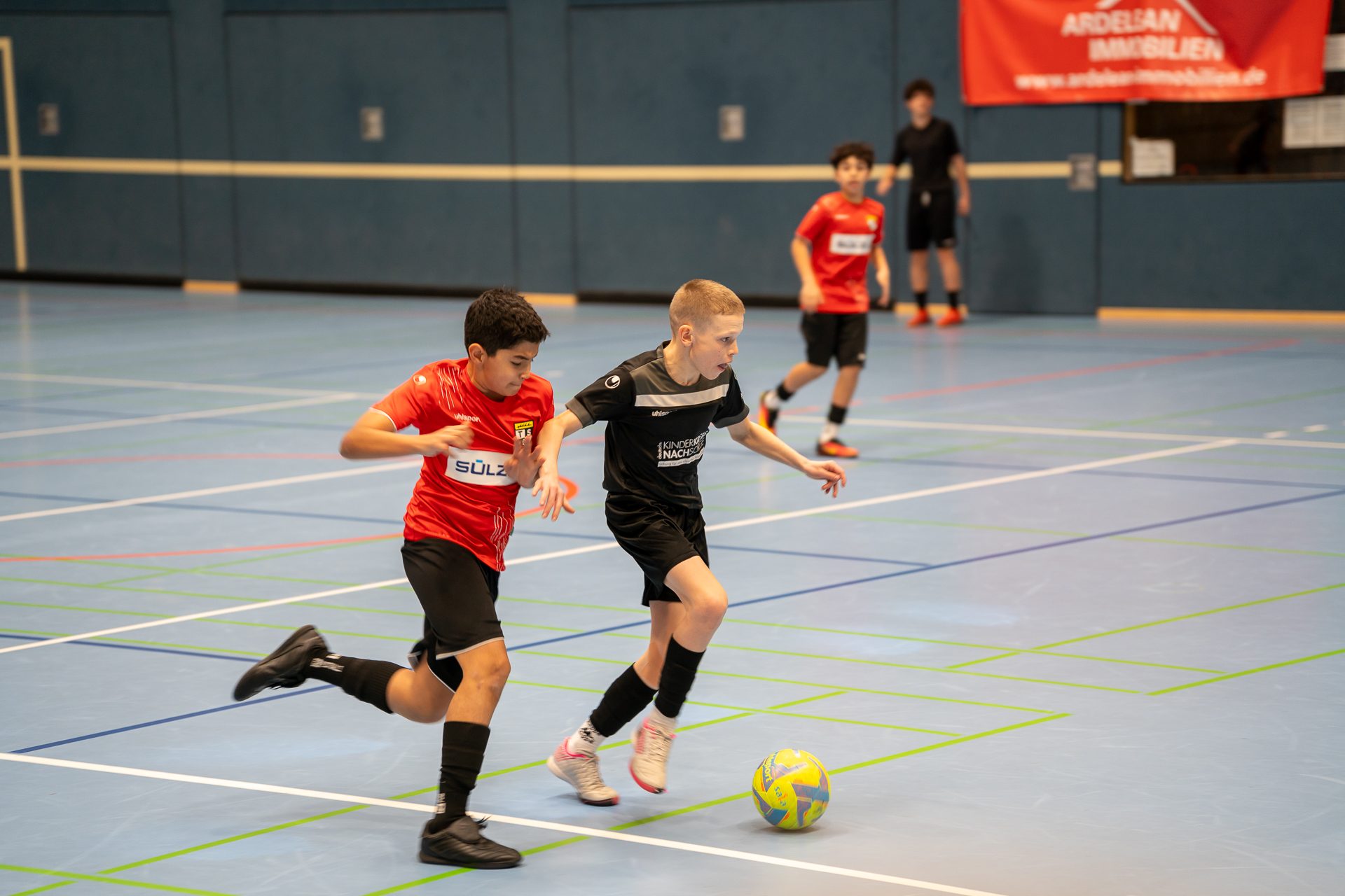 B7302142 Zweikampfszenen beim Ardelean Cup