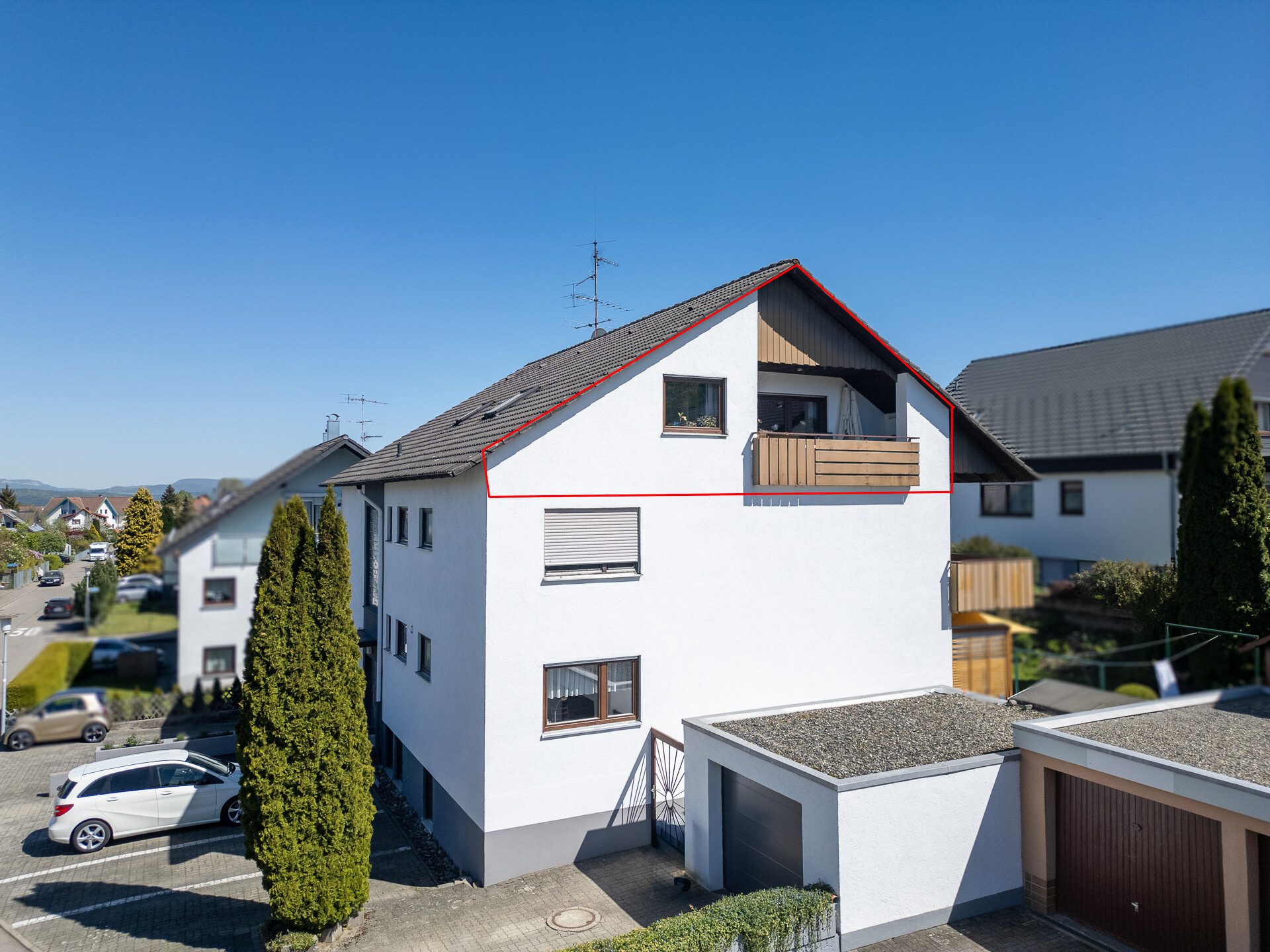 Immobilienangebot - Zimmern ob Rottweil - Wohnungen - Dachgeschosswohnung mit Loggia und Garage in Zimmern ob Rottweil