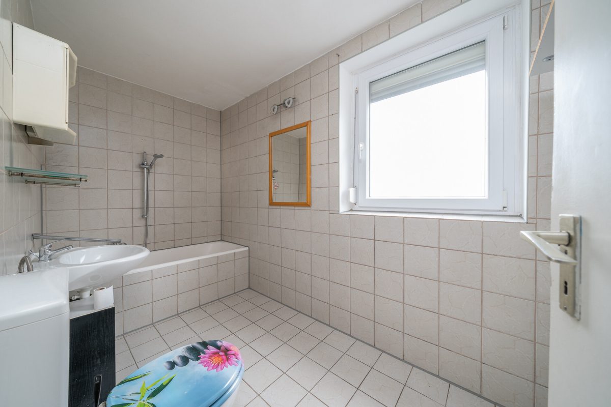 Immobilienangebot - Veringenstadt - Wohnungen - Preisbewusst einsteigen: 3,5-Zimmer-ETW mit Loggia und Stellplatz in Veringenstadt