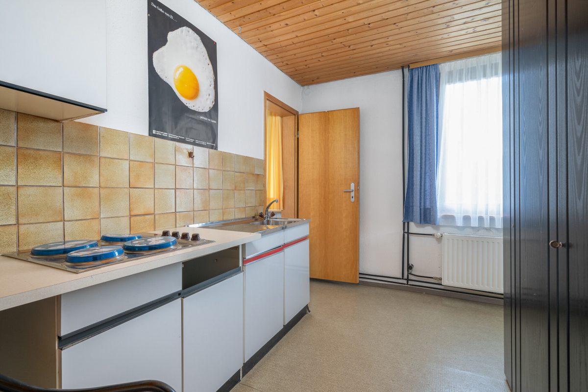 Immobilienangebot - Schramberg - Häuser - Schramberg: Großes Haus für die Familie – Wohnen und Vermieten unter einem Dach
