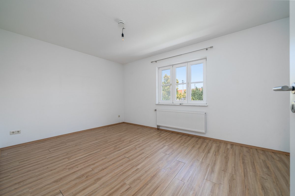 Immobilienangebot - Mössingen - Wohnungen - Helle 3-Zimmer-Wohnung mit zwei Loggien und Doppelparker in Mössingen-Belsen