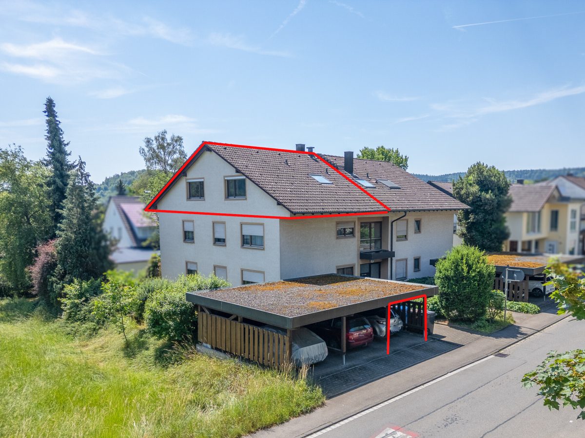Immobilienangebot - Tuttlingen - Wohnungen - Mehr Freiraum als erwartet: helle Dachgeschosswohnung mit Balkon und Carport