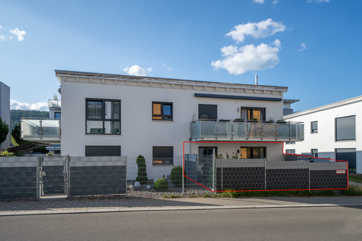 Immobilienangebot - Tuttlingen - Wohnungen - 2-Zimmer-Erdgeschosswohnung mit Süd-Terrasse und eigenem Garten in Tuttlingen
