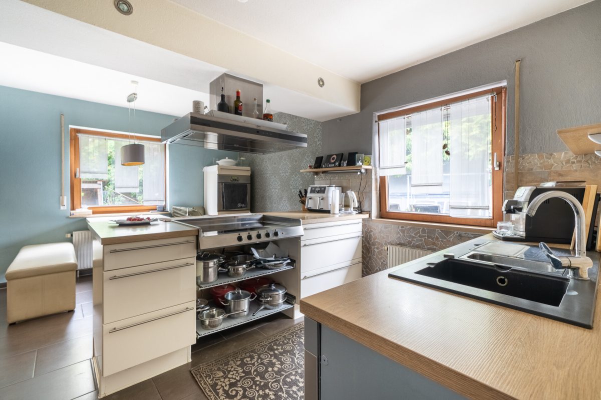 Immobilienangebot - Dietingen - Häuser - *PROVISIONSFREI* Familienhaus mit Einliegerwohnung, Garten und drei gut nutzbaren Ebenen