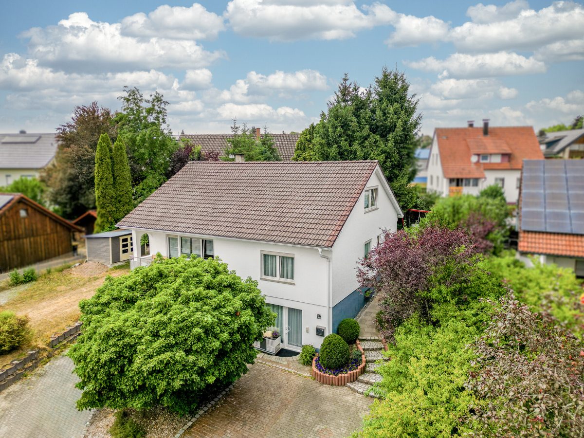 Immobilienangebot - Dietingen - Häuser - *PROVISIONSFREI* Familienhaus mit Einliegerwohnung, Garten und drei gut nutzbaren Ebenen