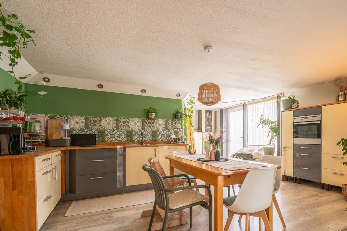 Immobilienangebot - Dietingen - Häuser - *PROVISIONSFREI* Familienhaus mit Einliegerwohnung, Garten und drei gut nutzbaren Ebenen