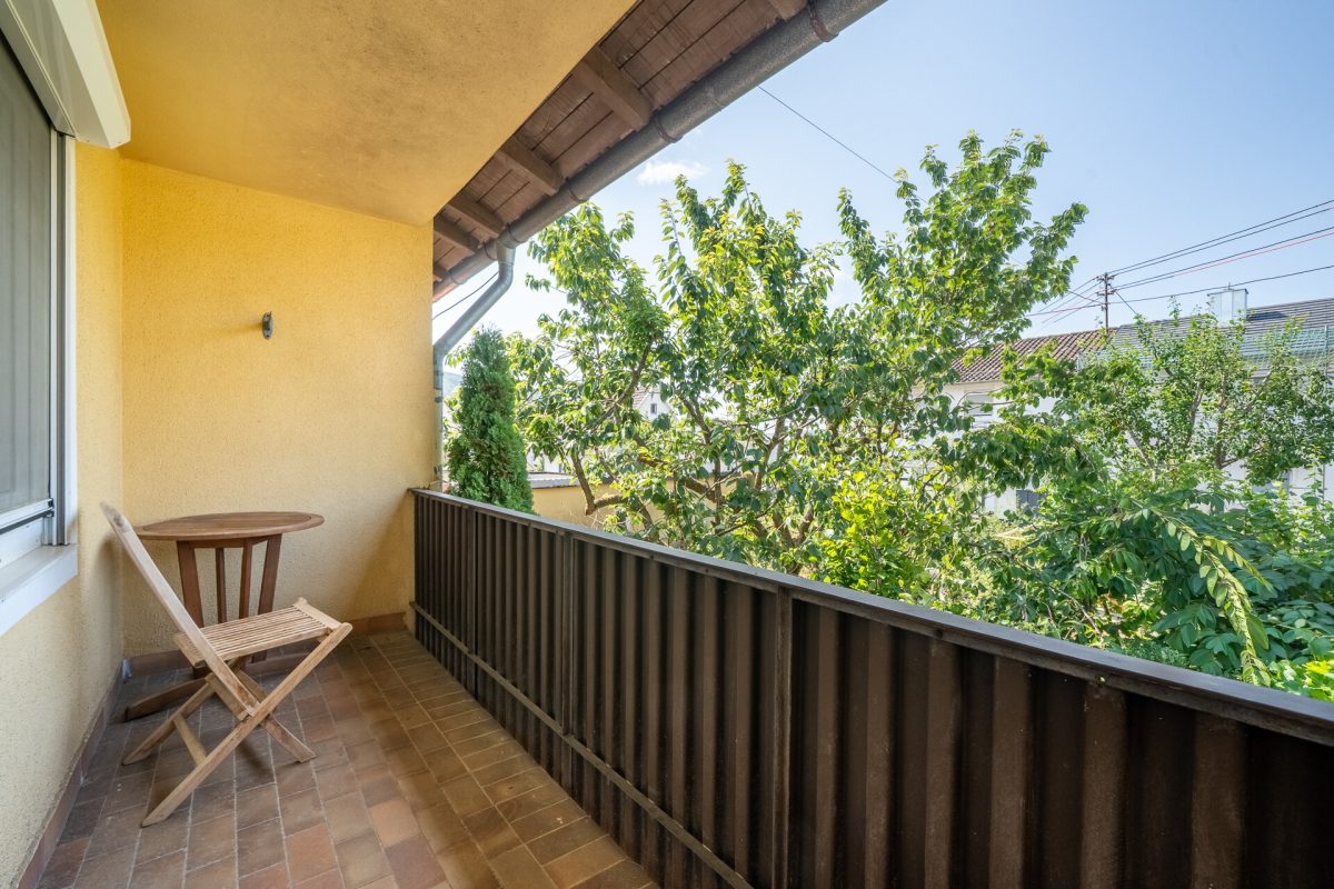 Immobilienangebot - Rietheim-Weilheim - Häuser - Zwei Vollgeschosse, drei Schlafzimmer, Garten: Familienhaus mit überraschend viel Raum