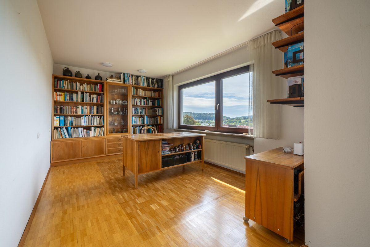 Immobilienangebot - Tuttlingen - Häuser - Einfamilienhaus mit eigenständiger Einliegerwohnung in Tuttlingen