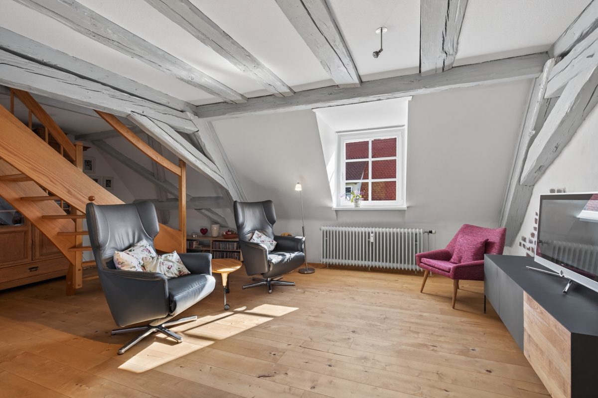 Immobilienangebot - Karlsruhe / Durlach - Wohnungen - Wohnjuwel in der Durlacher Altstadt: Charmante 4,5-Zi.-Maisonette-Eigentumswohnung mit Stellplatz