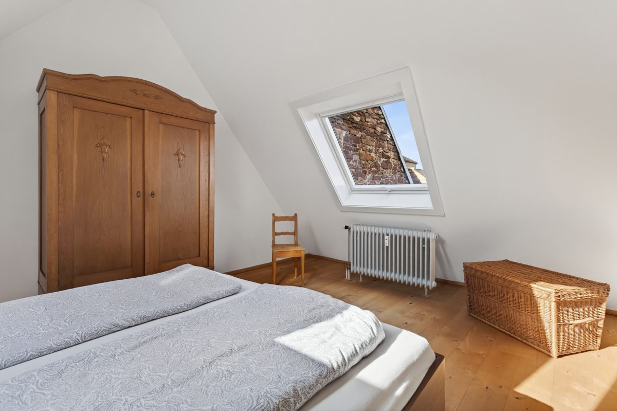 Immobilienangebot - Karlsruhe / Durlach - Wohnungen - Wohnjuwel in der Durlacher Altstadt: Charmante 4,5-Zi.-Maisonette-Eigentumswohnung mit Stellplatz