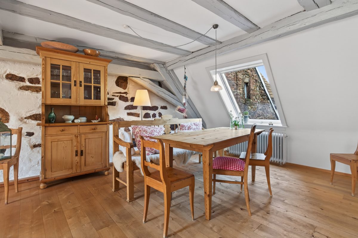 Immobilienangebot - Karlsruhe / Durlach - Wohnungen - Wohnjuwel in der Durlacher Altstadt: Charmante 4,5-Zi.-Maisonette-Eigentumswohnung mit Stellplatz