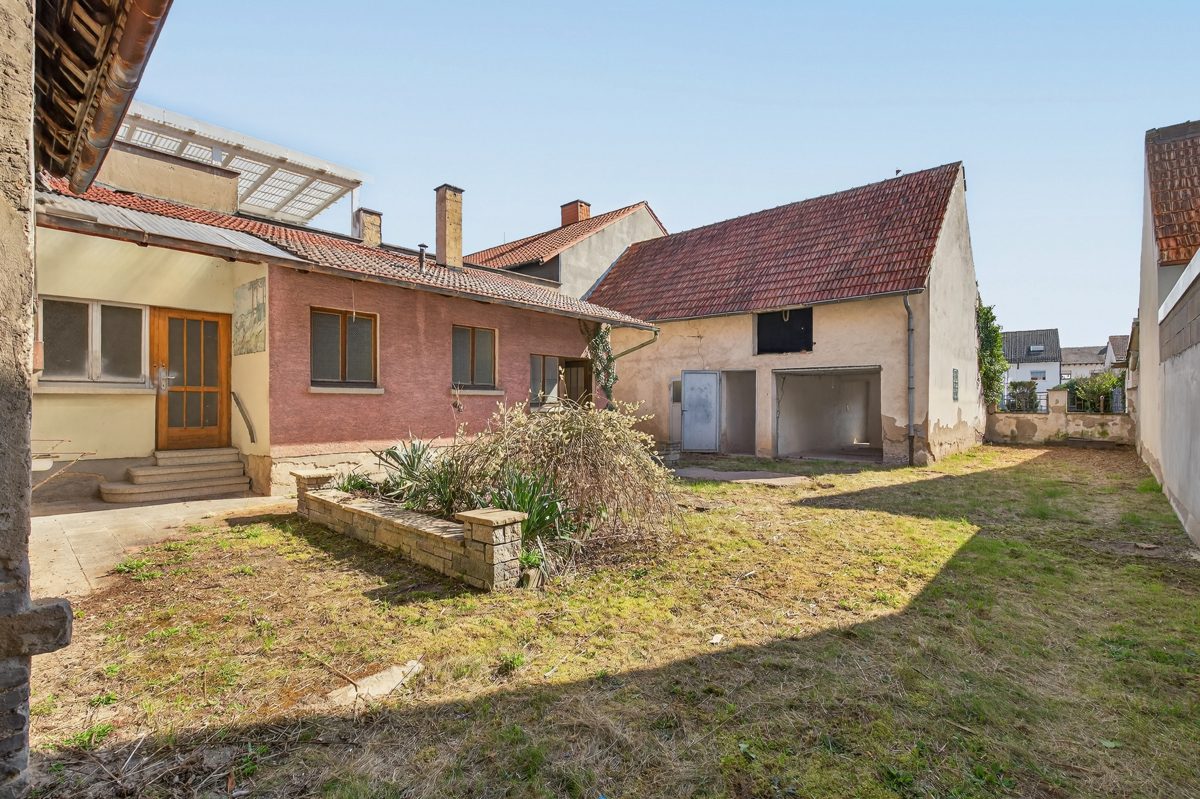 Schuppen Immobilienangebot - Oberhausen-Rheinhausen - Grundstücke - Neuanfang statt Kompromiss: Abrissgrundstück in ruhiger Wohnlage