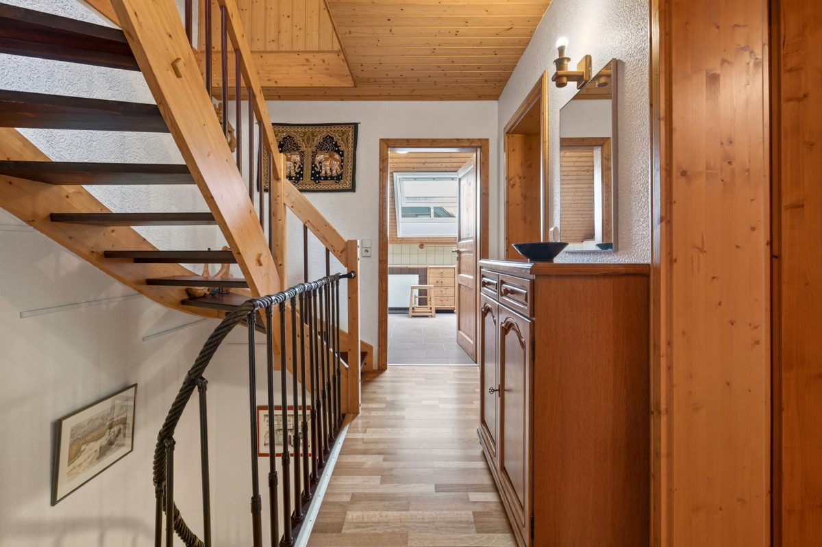 Immobilienangebot - Malsch/Sulzbach - Wohnen & Anlage - Traumanwesen mit Kamin und Sauna direkt am Waldrand