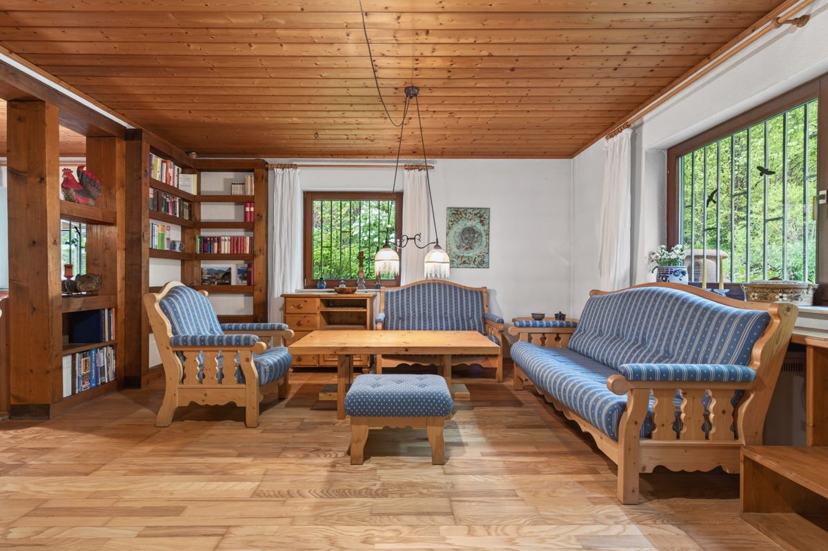 Immobilienangebot - Malsch/Sulzbach - Wohnen & Anlage - Traumanwesen mit Kamin und Sauna direkt am Waldrand