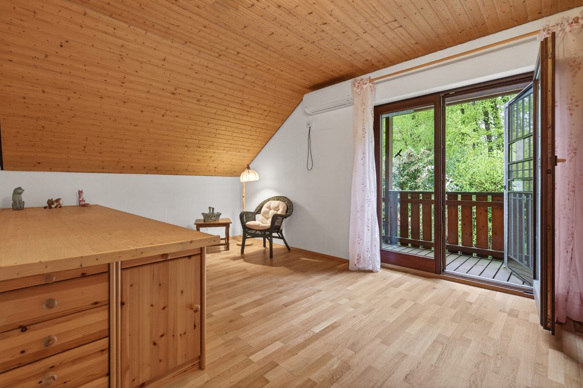 Immobilienangebot - Malsch/Sulzbach - Wohnen & Anlage - Traumanwesen mit Kamin und Sauna direkt am Waldrand