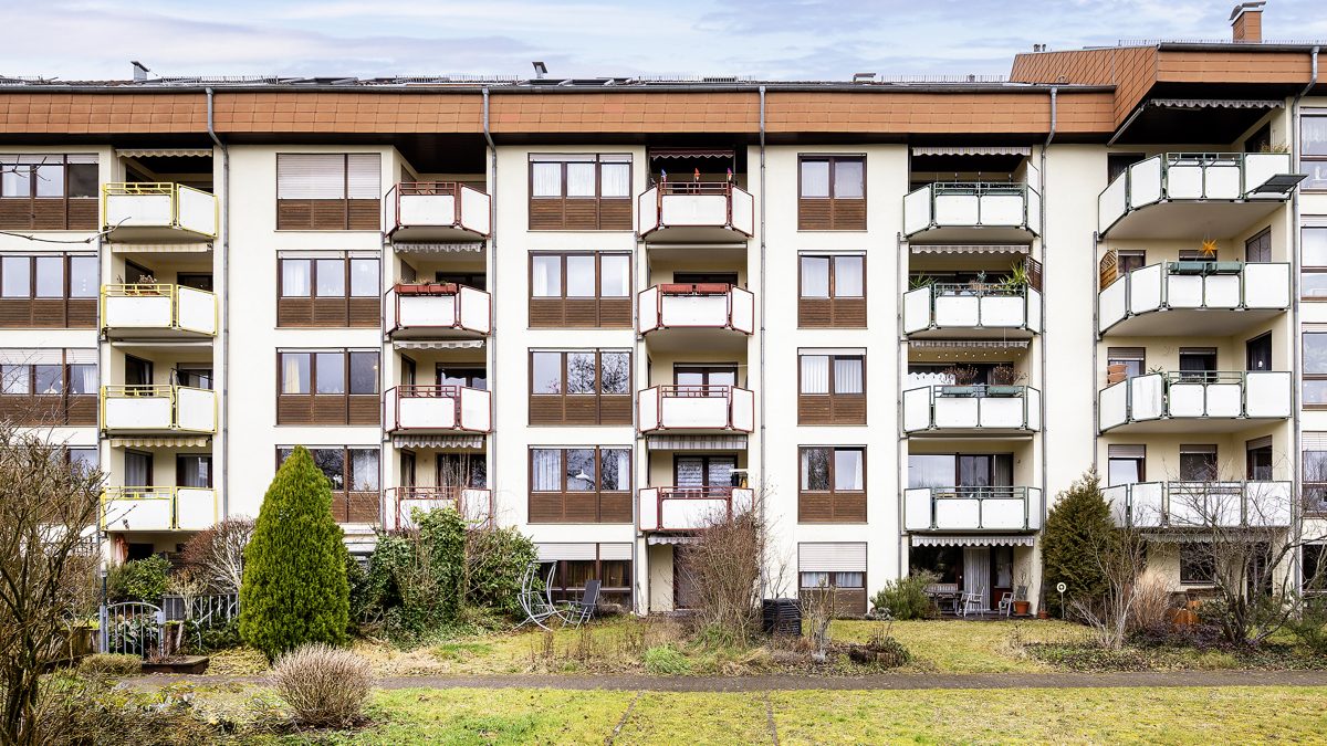 Immobilienangebot - Karlsruhe / Waldstadt - Wohnungen - Ihr neues Zuhause am Waldstadtzentrum - Wohnen mit zwei Balkonen!