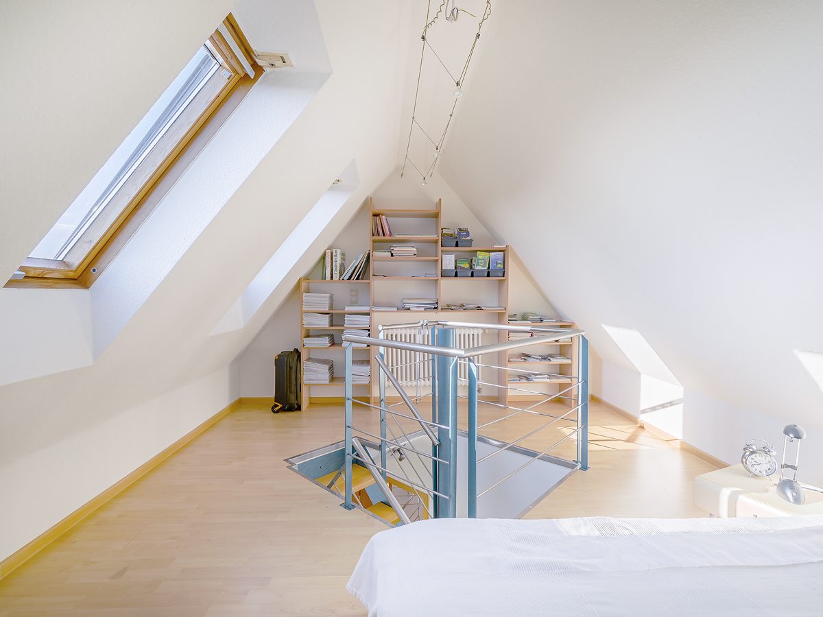 Immobilienangebot - Malsch - Wohnen & Anlage - Platz für Ihr Unternehmen und Ihre Familie – Vielseitiges Anwesen mit Werkstatt und Garage