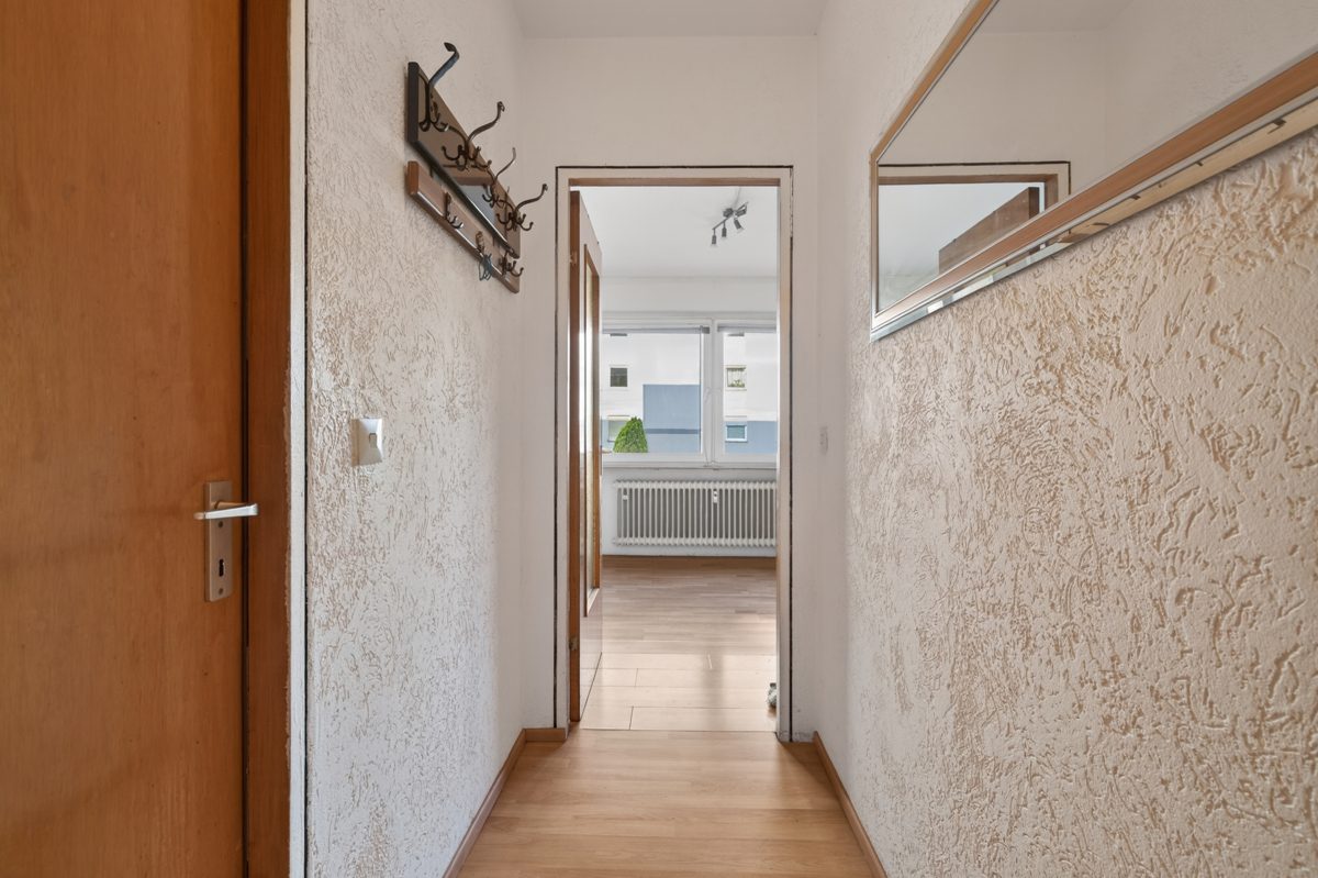 Immobilienangebot - Oberhausen-Rheinhausen - Wohnungen - Kompakte 1-Zimmer-Wohnung mit Außenstellplatz und Gestaltungspotenzial