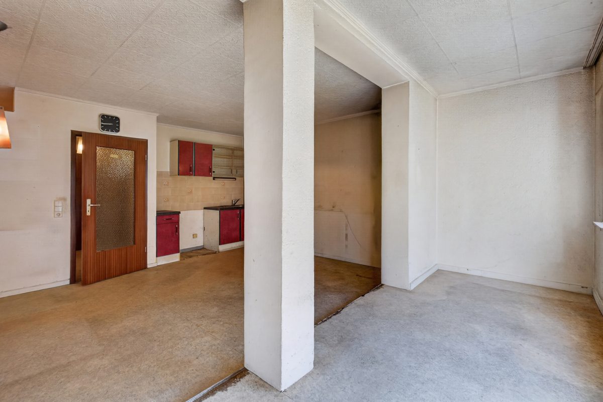 Erhöhter Wohnbereich Immobilienangebot - Karlsruhe / Südweststadt - Wohnungen - Gut nutzbare Stadtwohnung mit Büro, Tiefgaragenstellplatz und Potenzial