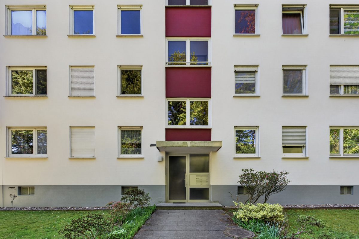 Außenansicht 2 Immobilienangebot - Karlsruhe / Bergwald - Wohnungen - Wohnqualität im Grünen: Helle Eigentumswohnung mit Balkon und Garage!