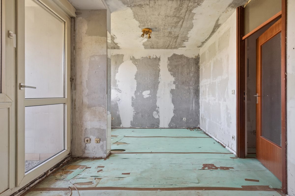Immobilienangebot - Karlsruhe - Wohnungen - Kompakte 1-Zimmer-Wohnung mit Balkon, TG-Stellplatz und Sanierungspotenzial