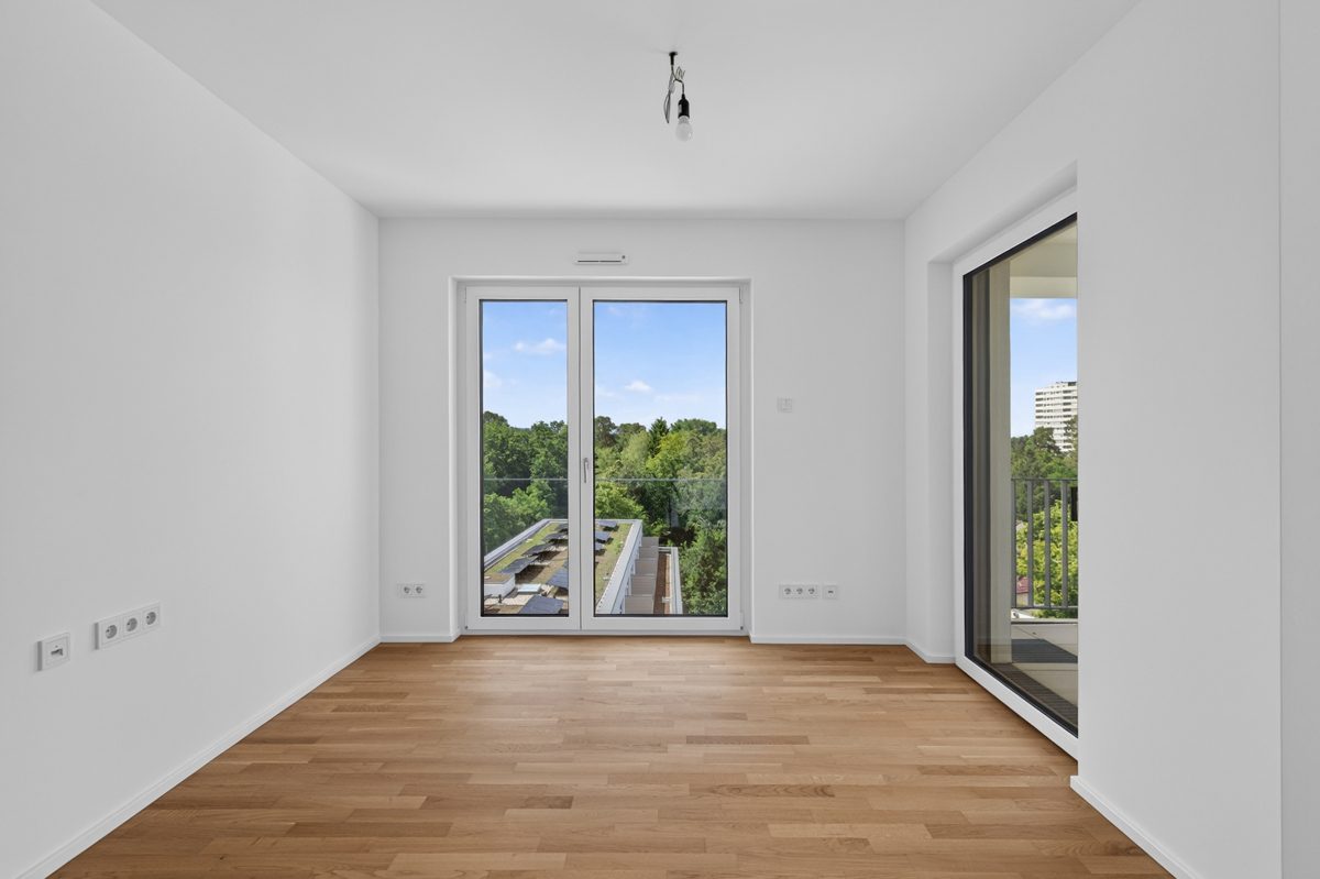 Wohnzimmer Immobilienangebot - Karlsruhe / Waldstadt - Wohnungen - Wohnen ganz oben! Bezugsfreie 2-Zimmer-Neubauwohnung mit Ausblick