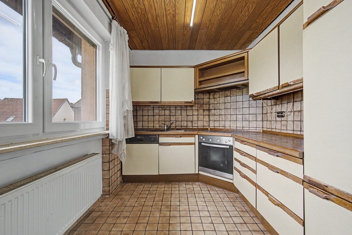 OG Küche Immobilienangebot - Oberhausen-Rheinhausen / Rheinhausen - Wohnen & Anlage - Ein Haus, viele Möglichkeiten – wohnen, vermieten oder beides verbinden