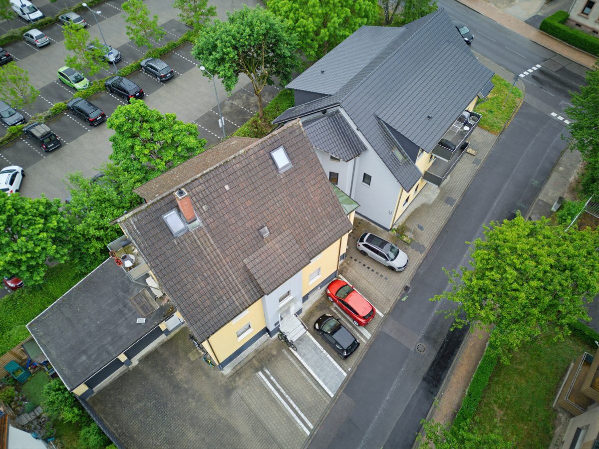 Drohnenbilder Gesamtanlage Immobilienangebot - Malsch - Wohnen & Anlage - Zwei Mehrfamilienhäuser, starke Struktur, überzeugendes Investment