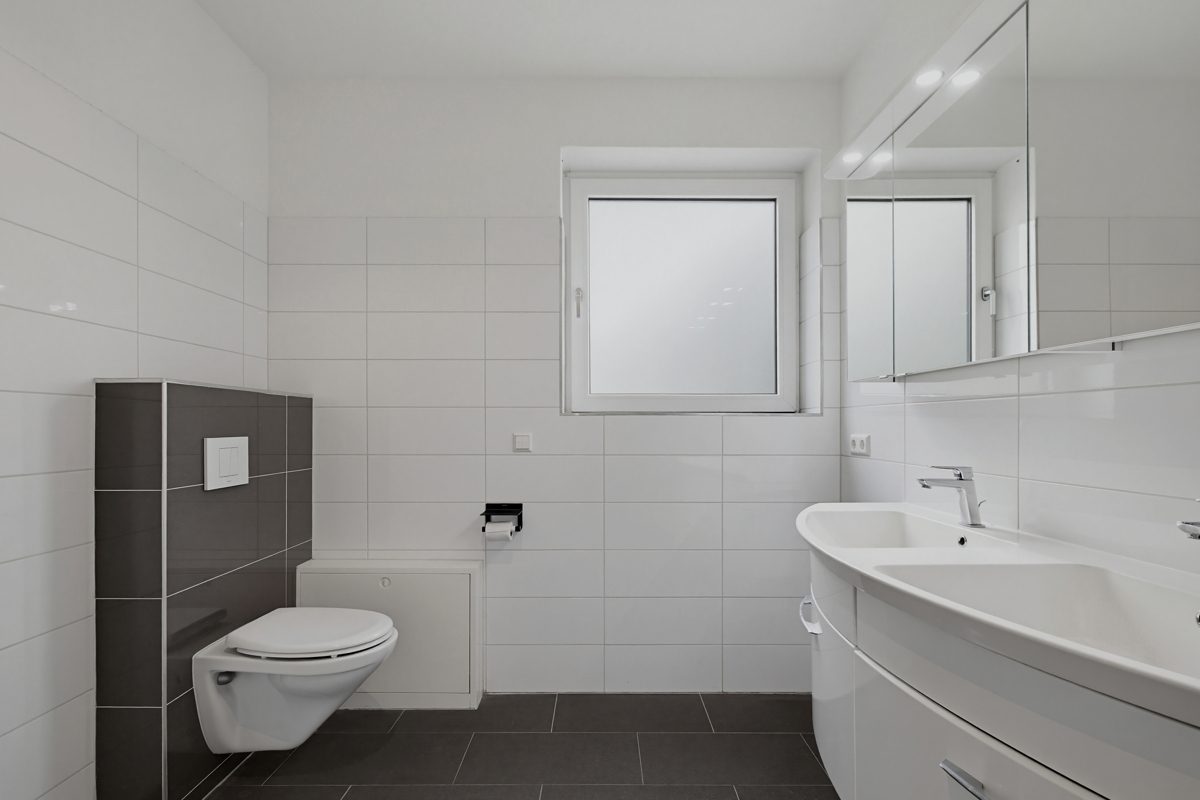 Haus B Wohnung OG2 Immobilienangebot - Malsch - Wohnen & Anlage - Zwei Mehrfamilienhäuser, starke Struktur, überzeugendes Investment