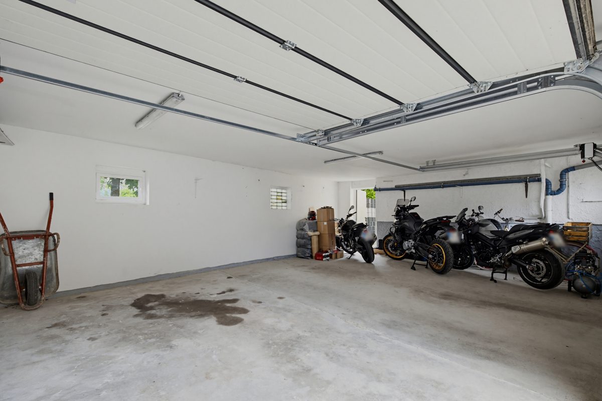 Garagen Haus A Immobilienangebot - Malsch - Wohnen & Anlage - Zwei Mehrfamilienhäuser, starke Struktur, überzeugendes Investment