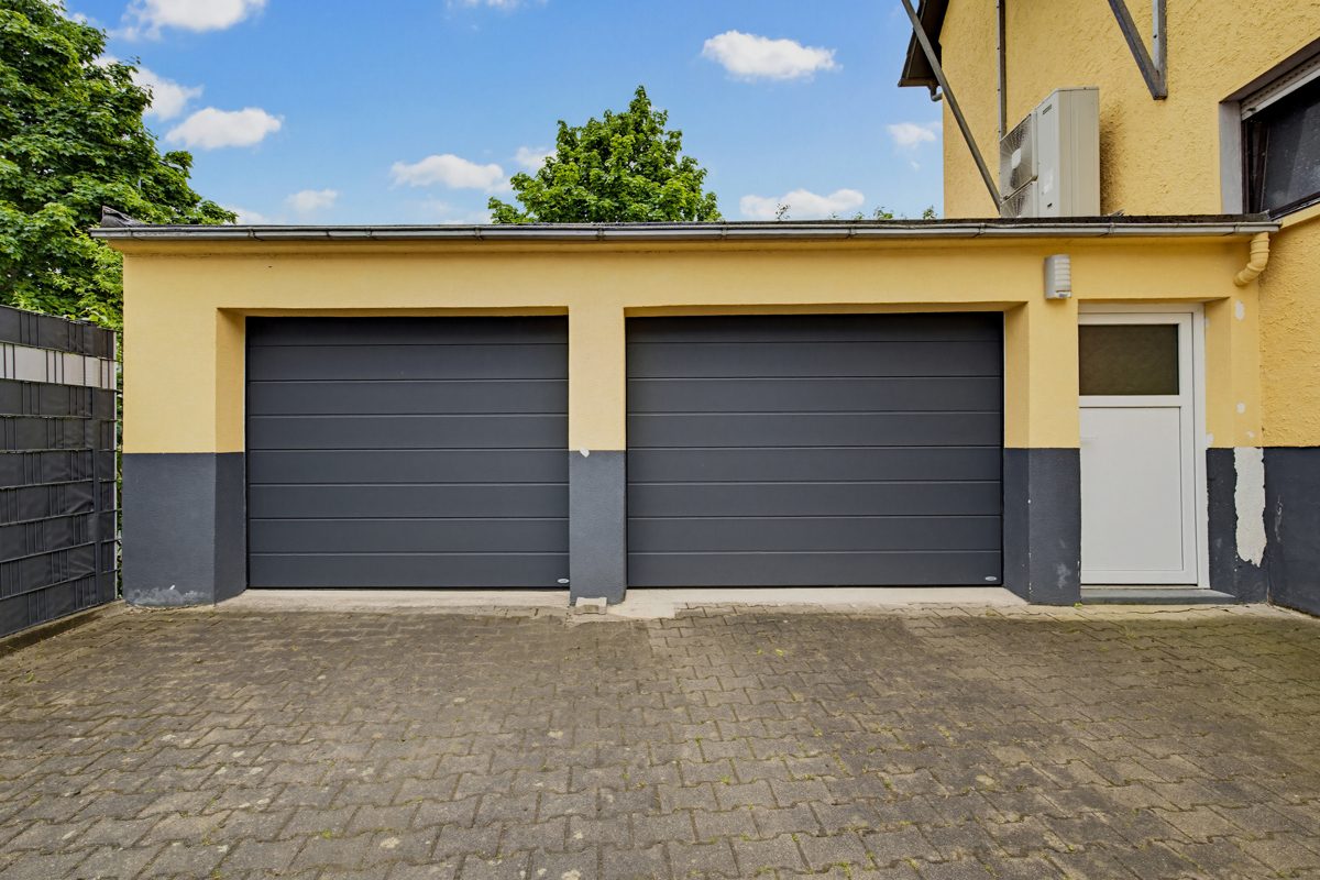 Garagen Haus A Immobilienangebot - Malsch - Wohnen & Anlage - Zwei Mehrfamilienhäuser, starke Struktur, überzeugendes Investment