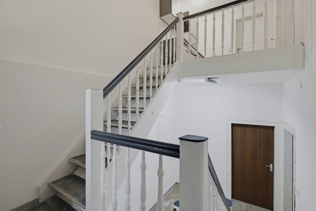 Immobilienangebot - Karlsruhe / Knielingen - Wohnen & Anlage - Renditekracher mit Konzept: Reihenmittelhaus mit 6 Zimmern und attraktiver Einzelvermietungsstruktur
