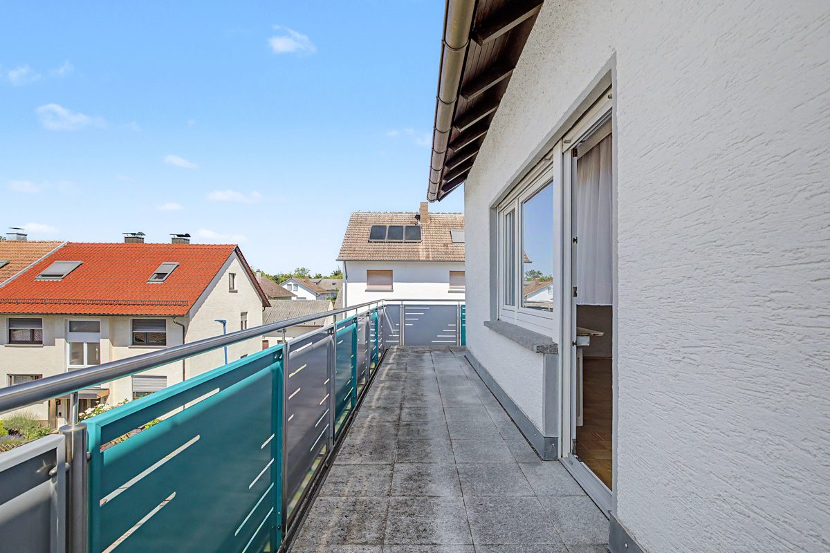 Balkon im OG Immobilienangebot - Waldbronn / Etzenrot - Wohnen & Anlage - Ein Zuhause für Generationen – Raum für Leben, Familie und Zukunft