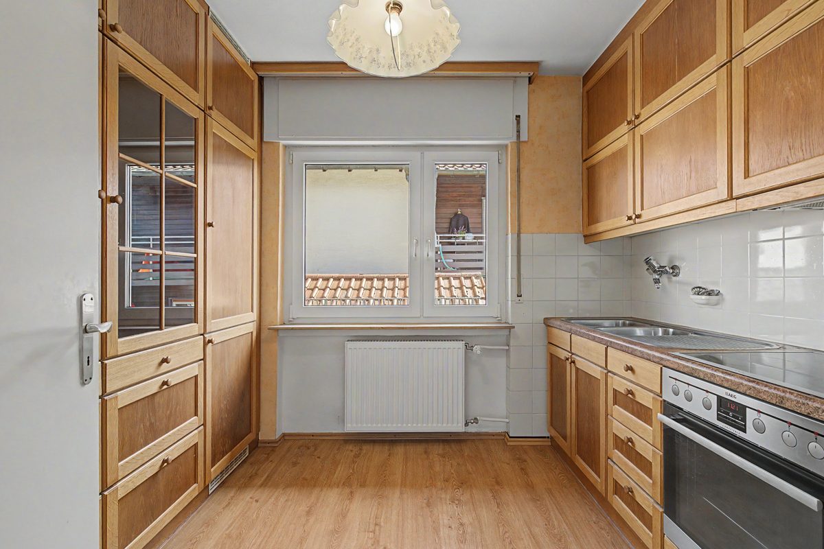 Küche im OG Immobilienangebot - Waldbronn / Etzenrot - Wohnen & Anlage - Ein Zuhause für Generationen – Raum für Leben, Familie und Zukunft