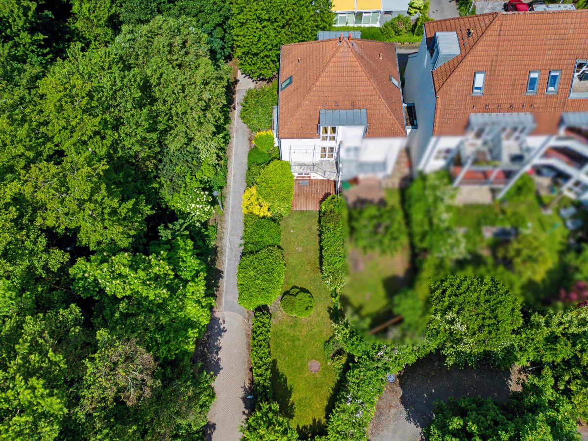 Drohnenbild Immobilienangebot - Ettlingen - Wohnen & Anlage - Top-Lage an der Alb: Gepflegte Doppelhaushälfte mit viel Platz für die Familie