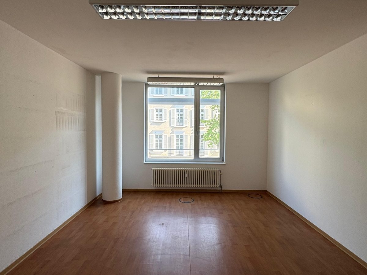 Immobilienangebot - Karlsruhe / Innenstadt-West - Rest & Gewerbe - Attraktive, lichtdurchflutete Gewerbefläche mit flexiblen Nutzungsmöglichkeiten