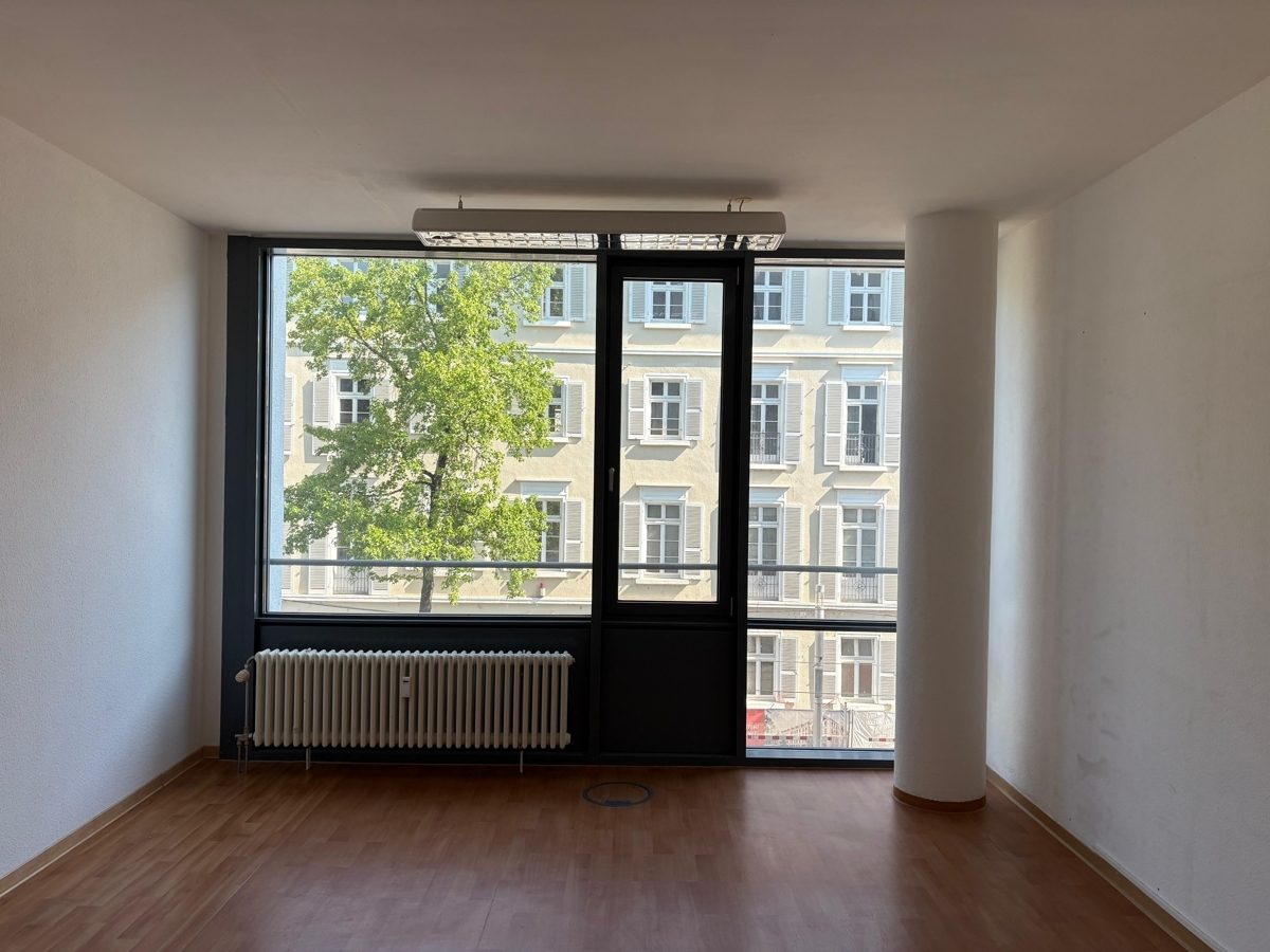 Immobilienangebot - Karlsruhe / Innenstadt-West - Rest & Gewerbe - Attraktive, lichtdurchflutete Gewerbefläche mit flexiblen Nutzungsmöglichkeiten
