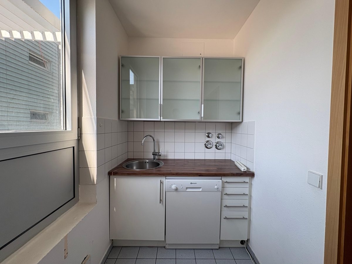 Immobilienangebot - Karlsruhe / Innenstadt-West - Rest & Gewerbe - Attraktive, lichtdurchflutete Gewerbefläche mit flexiblen Nutzungsmöglichkeiten