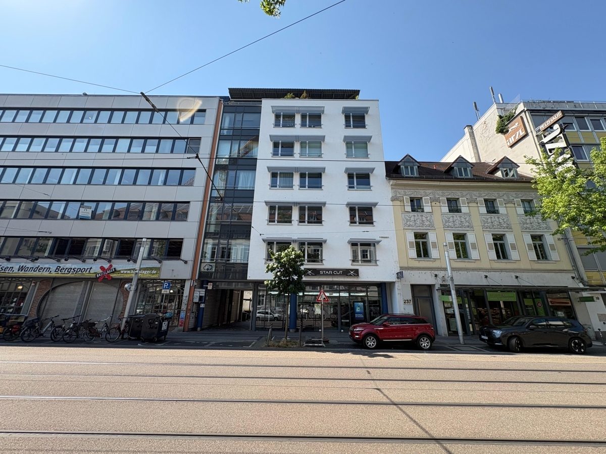 Immobilienangebot - Karlsruhe / Innenstadt-West - Rest & Gewerbe - Attraktive, lichtdurchflutete Gewerbefläche mit flexiblen Nutzungsmöglichkeiten