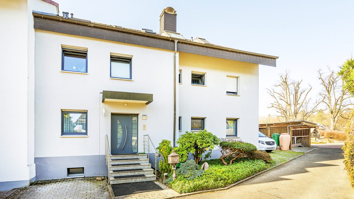 Immobilienangebot - Ettlingen / Spessart - Wohnen & Anlage - Ein Zuhause für Generationen – großzügiges Zweifamilienhaus mit ausgebautem Dachgeschoss
