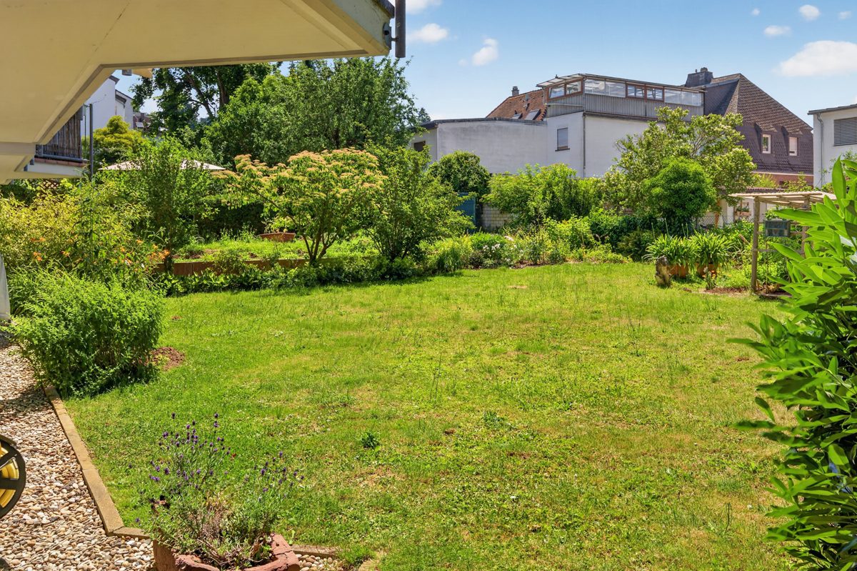 Gemeinschaftsgarten Immobilienangebot - Karlsruhe / Grötzingen - Wohnungen - Gepflegte 2-Zimmer-Wohnung mit Balkon und Garage in Grötzingen!