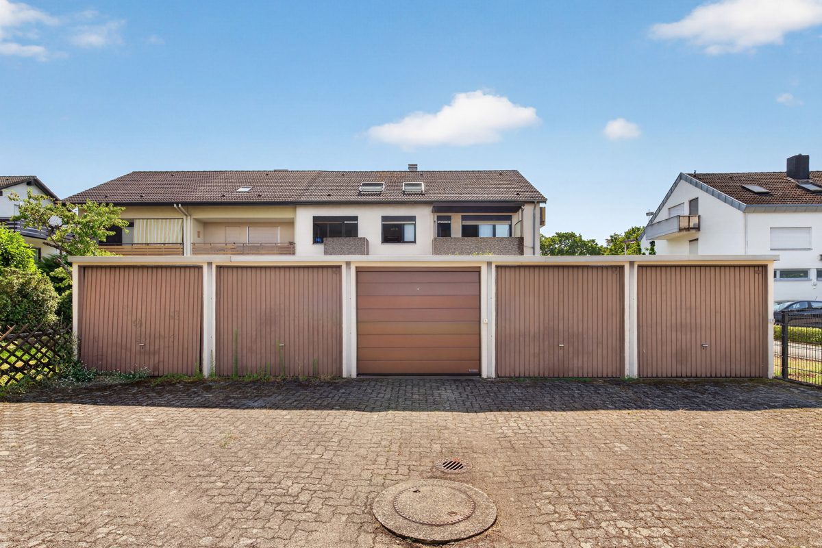 Garagen Immobilienangebot - Karlsruhe / Grünwinkel - Wohnungen - Kapitalanleger aufgepasst: Vermietete 3-Zimmer-Wohnung mit Balkon und Garage!