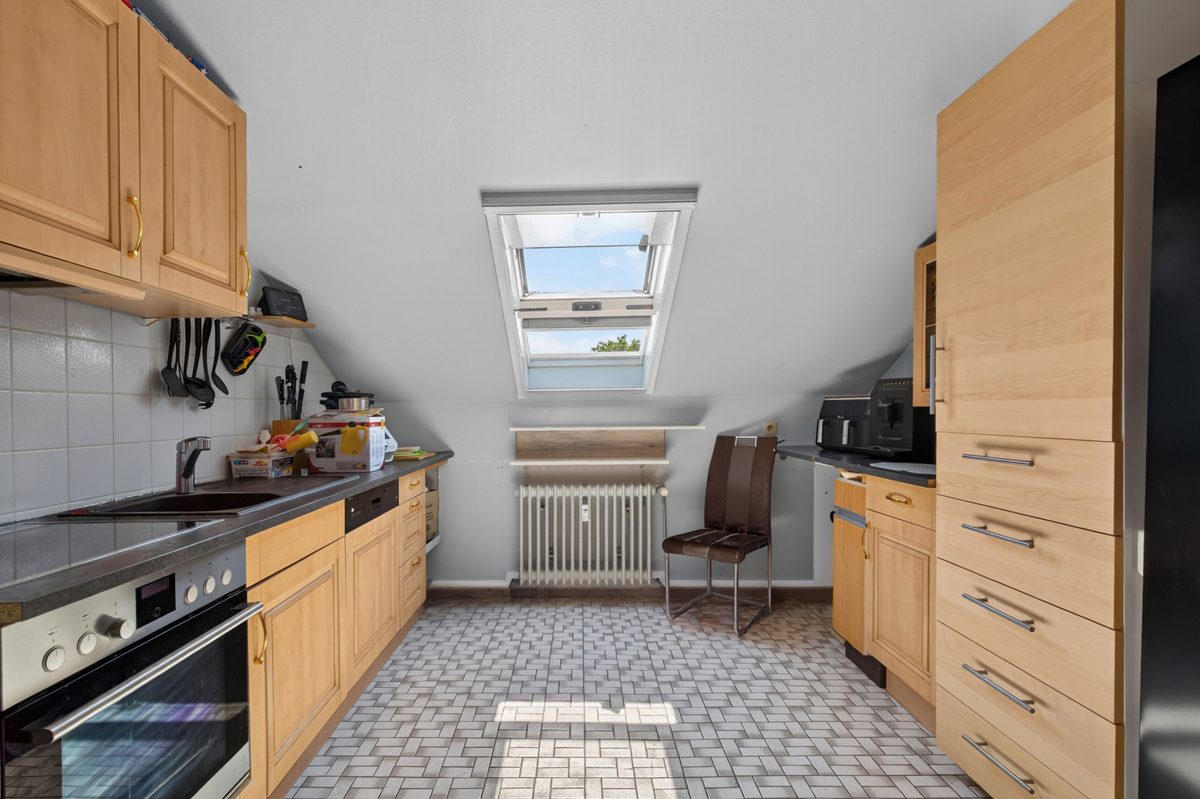 Küche Immobilienangebot - Karlsruhe / Grünwinkel - Wohnungen - Kapitalanleger aufgepasst: Vermietete 3-Zimmer-Wohnung mit Balkon und Garage!