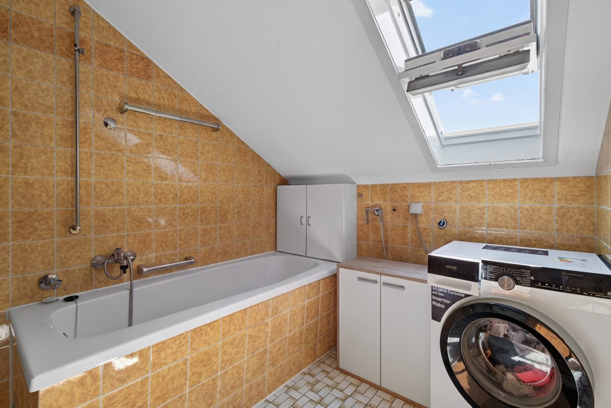 Bad Immobilienangebot - Karlsruhe / Grünwinkel - Wohnungen - Kapitalanleger aufgepasst: Vermietete 3-Zimmer-Wohnung mit Balkon und Garage!