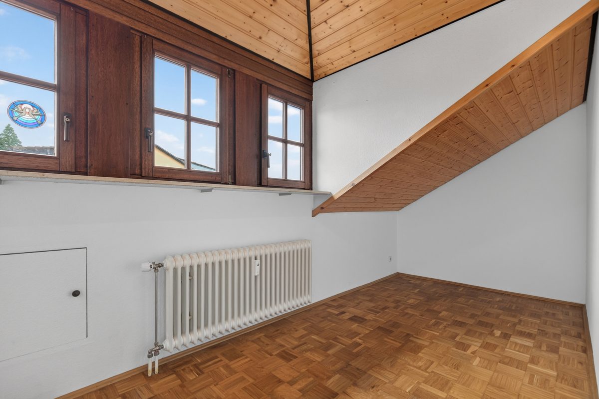 Gästezimmer Immobilienangebot - Waldbronn / Busenbach - Wohnungen - Viel Platz zum Wohlfühlen: Helle 3,5-Zimmer-Wohnung mit Garage in Waldbronn-Busenbach!