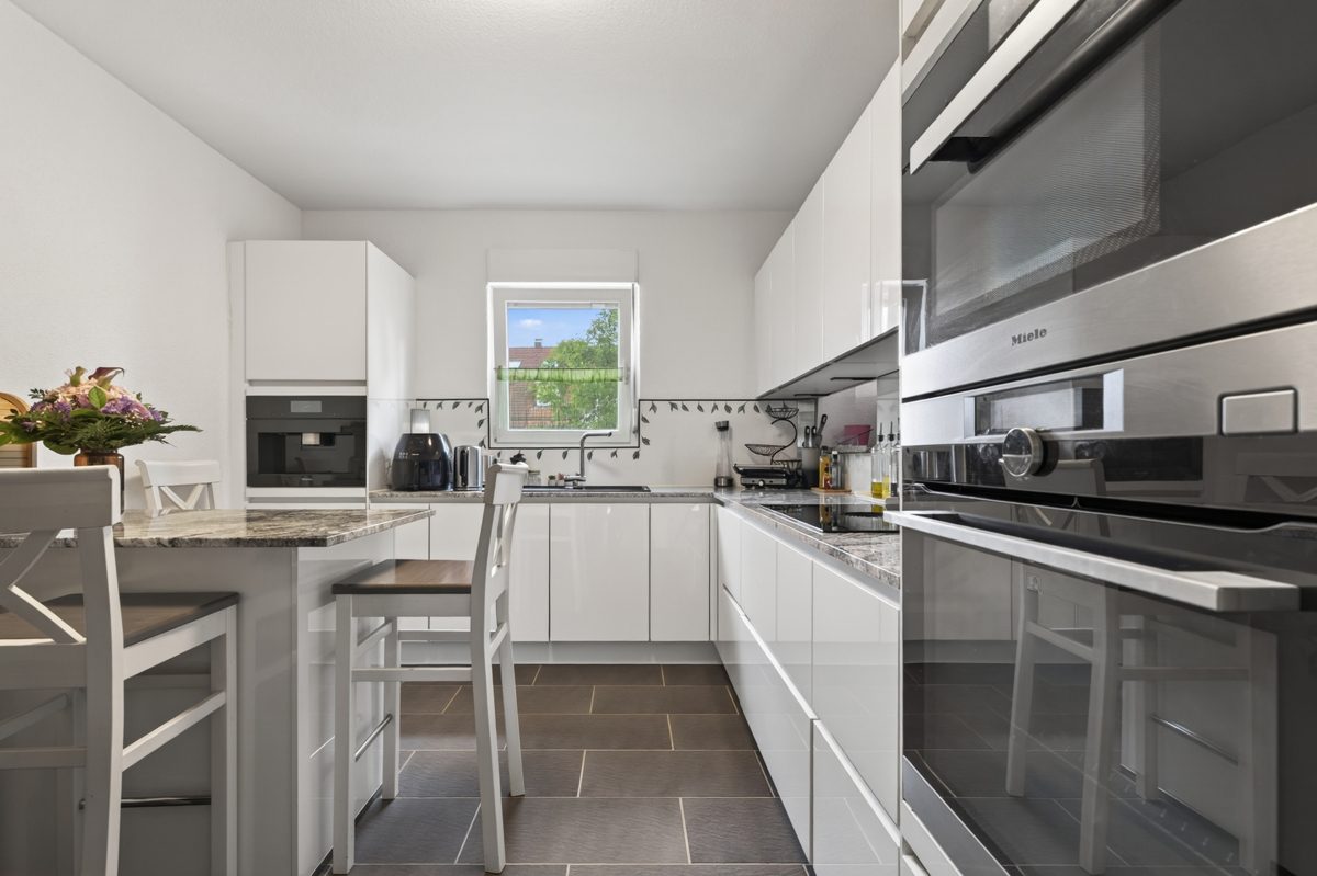 Immobilienangebot - Waldbronn / Busenbach - Wohnen & Anlage - Seltene Gelegenheit! Interessantes Einfamilienhaus mit Garten in Waldbronn