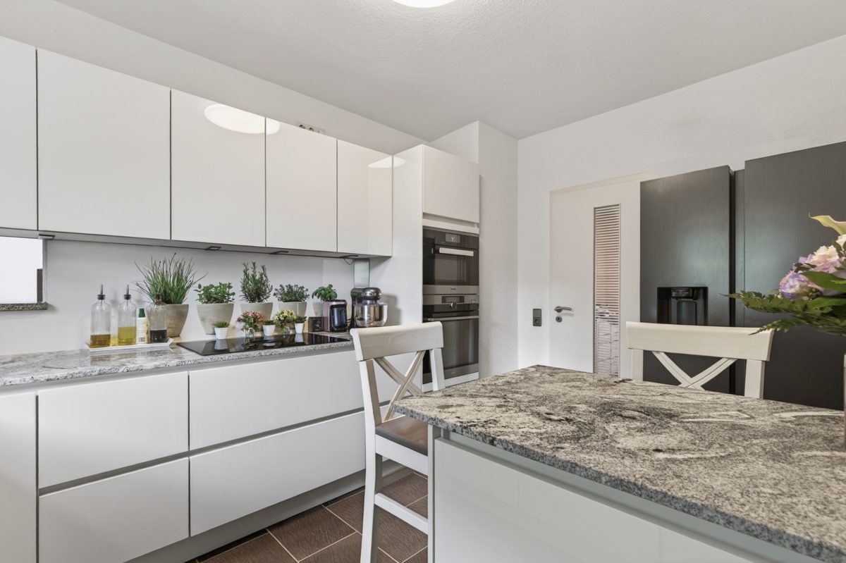 Immobilienangebot - Waldbronn / Busenbach - Wohnen & Anlage - Seltene Gelegenheit! Interessantes Einfamilienhaus mit Garten in Waldbronn